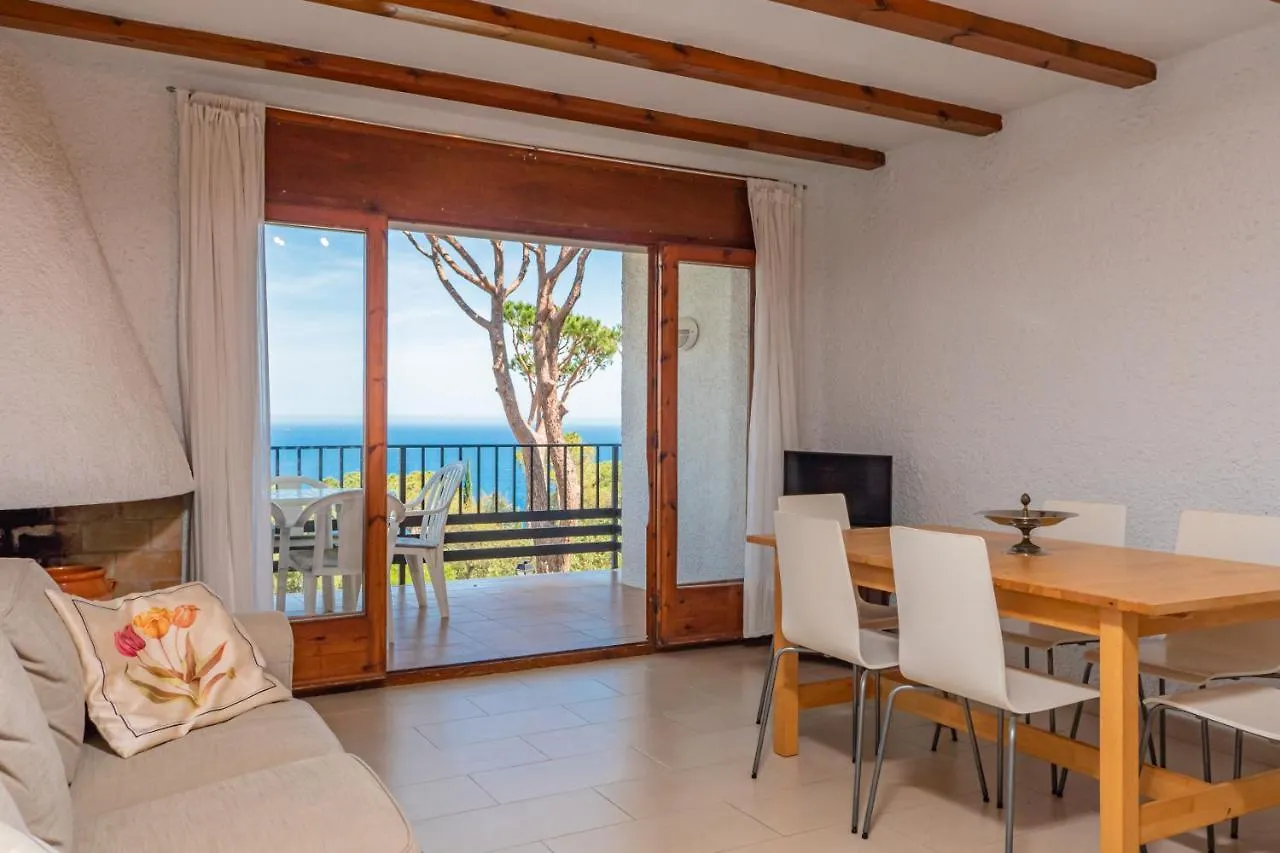 E-2 Calella De Palafrugell 8 Pax Apartment